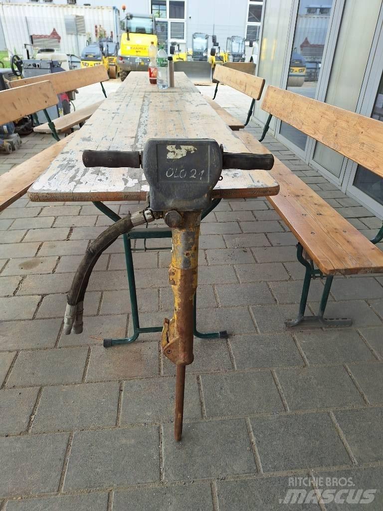 Atlas Copco LH 180 Čekići