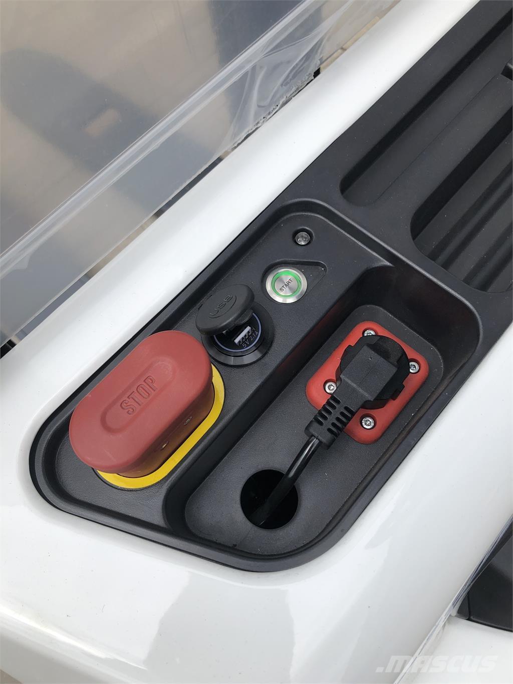 Bobcat LSM12N Samopogonski ručni viljuškari