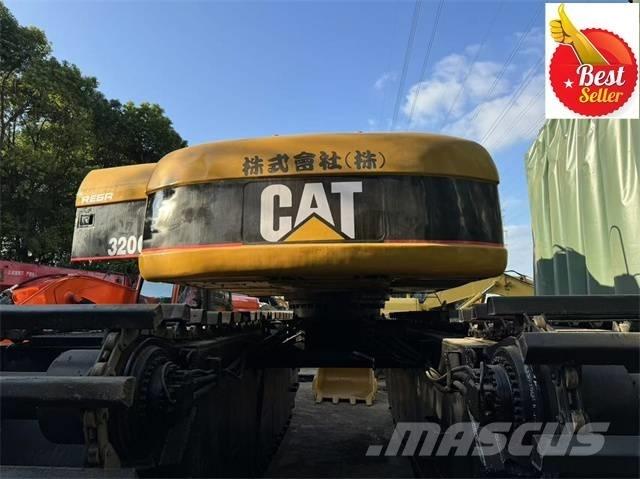 CAT 320 C Polovni amfibijski bageri