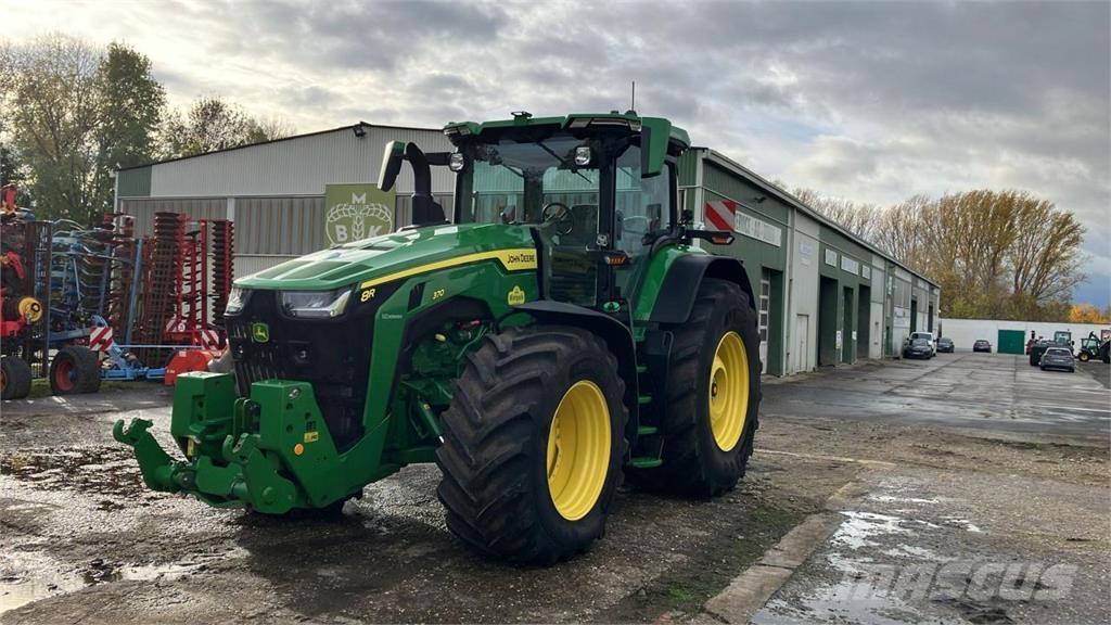 John Deere 8R 370 Traktori