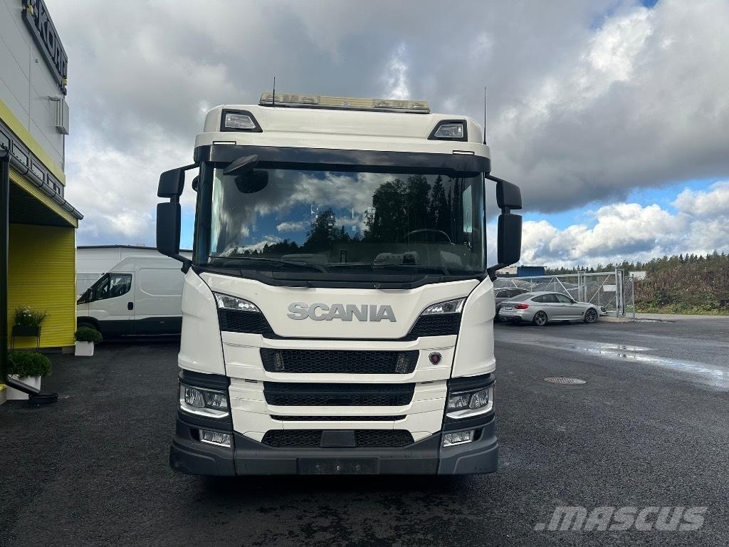 Scania P 370 6x2*4 Rol kiper kamioni sa kukom za podizanje tereta