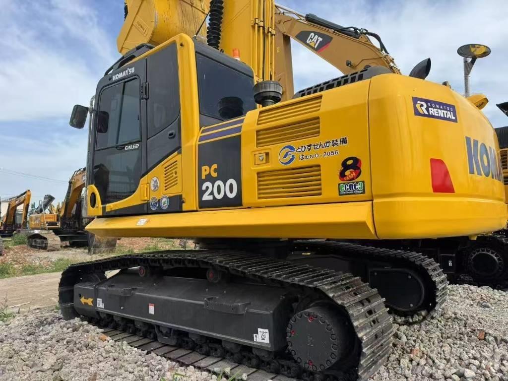 Komatsu 200-8 Bageri guseničari