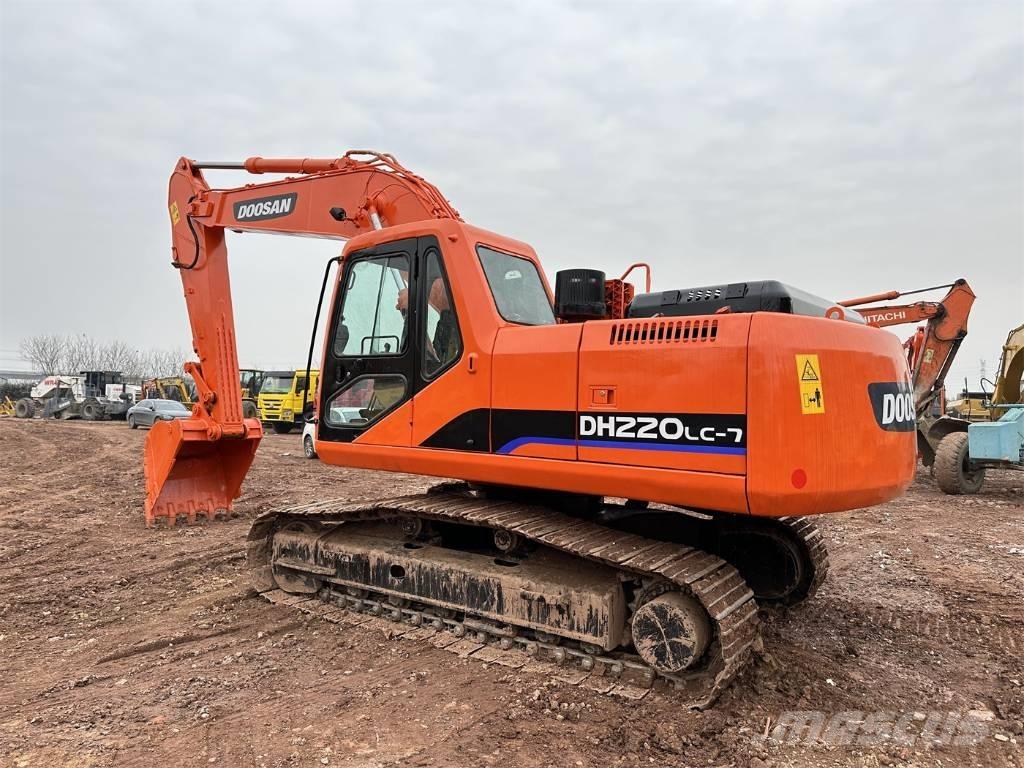 Doosan DH220-7 Bageri guseničari