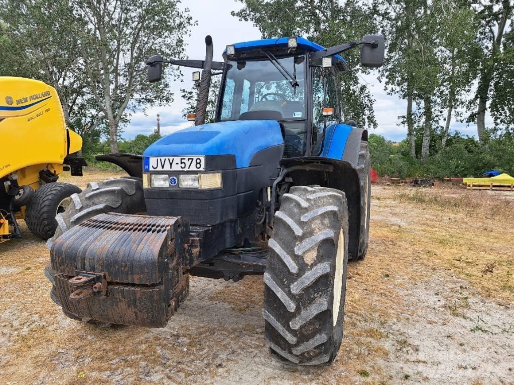 New Holland TM 155 Traktori