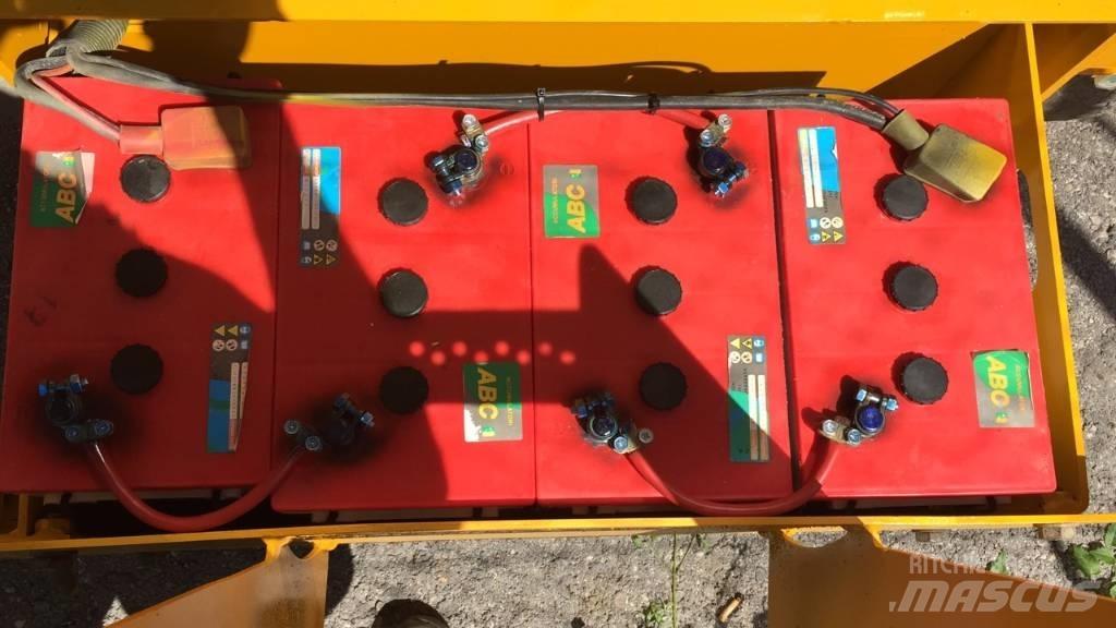 Haulotte Compact 10 Makazaste platforme
