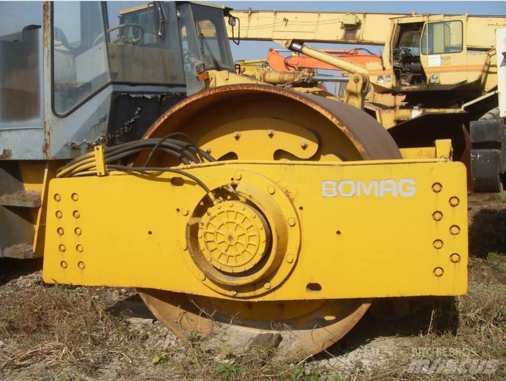 Bomag 217 D Valjci sa jednim bubnjem