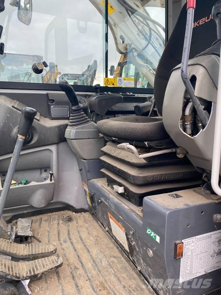 Takeuchi TB 240 Mini bageri < 7t