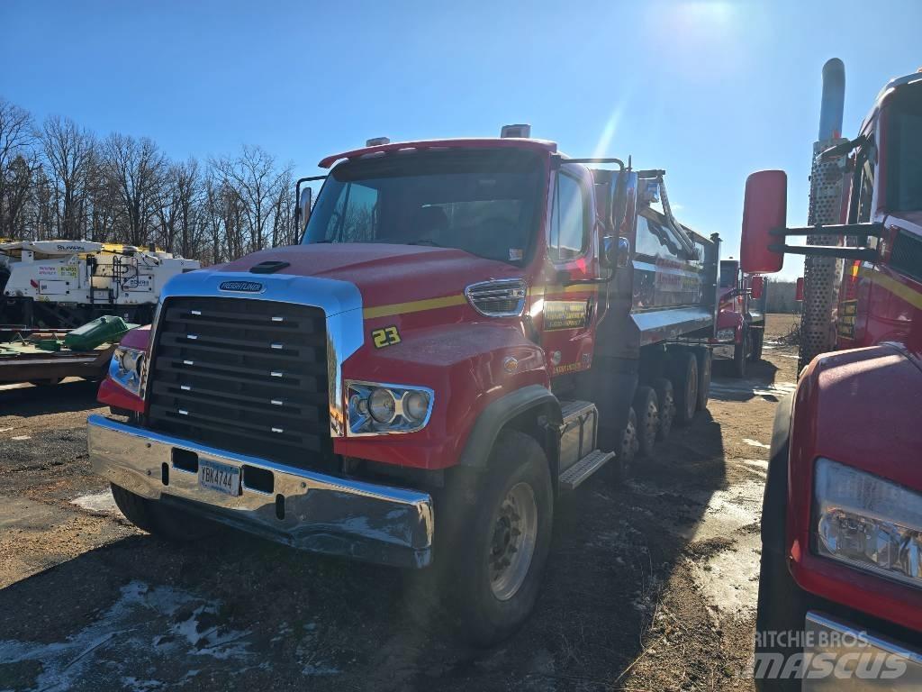 Freightliner SD 114 Kiperi kamioni