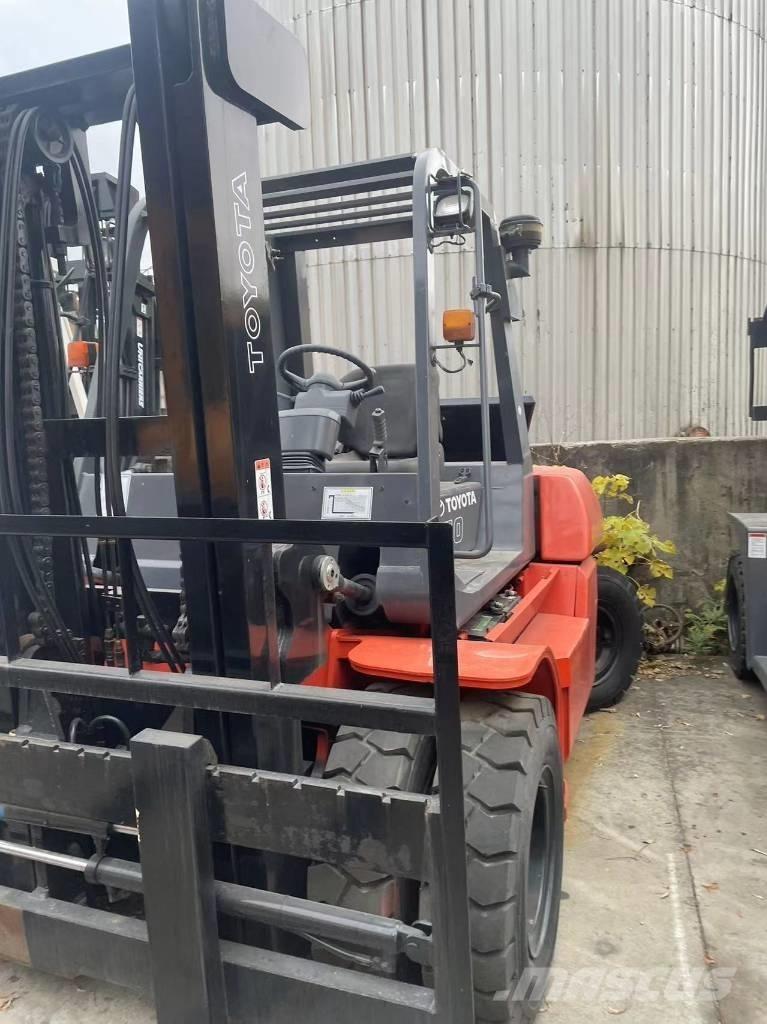 Toyota 7 Ton Dizelski viljuškari