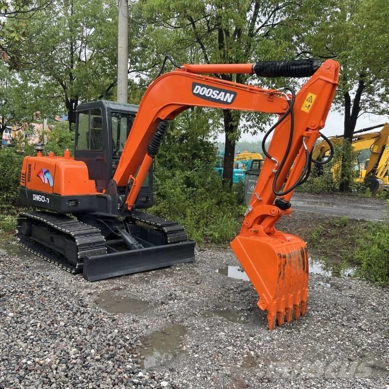 Doosan DH 60 Mini bageri < 7t