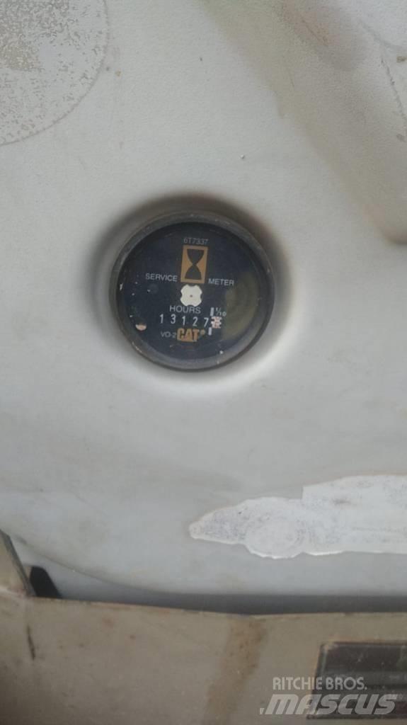 CAT 375 L ME Bageri guseničari