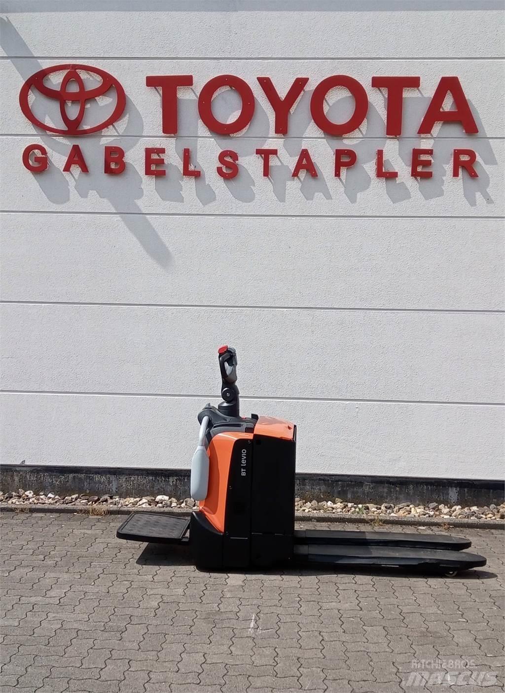 Toyota LPE 220 Nisko podizni električni viljuškar
