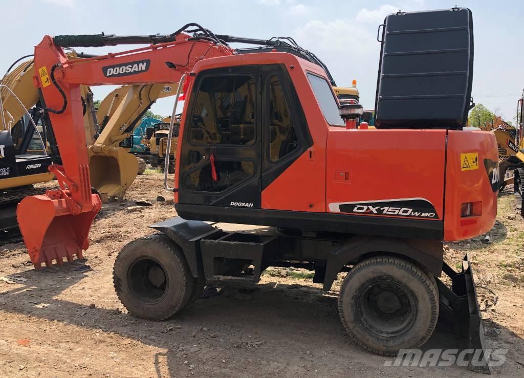 Doosan DX150W Bageri guseničari