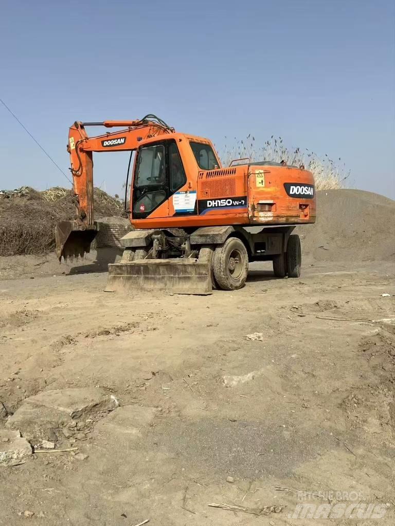 Doosan DH150 W-7 Bageri točkaši