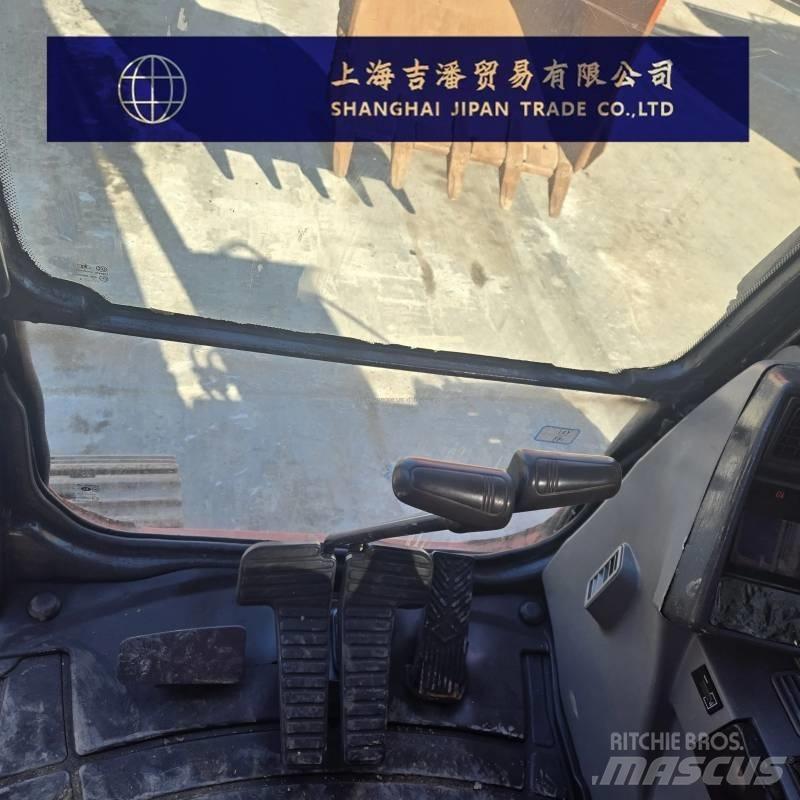 Doosan DX 225 Bageri guseničari