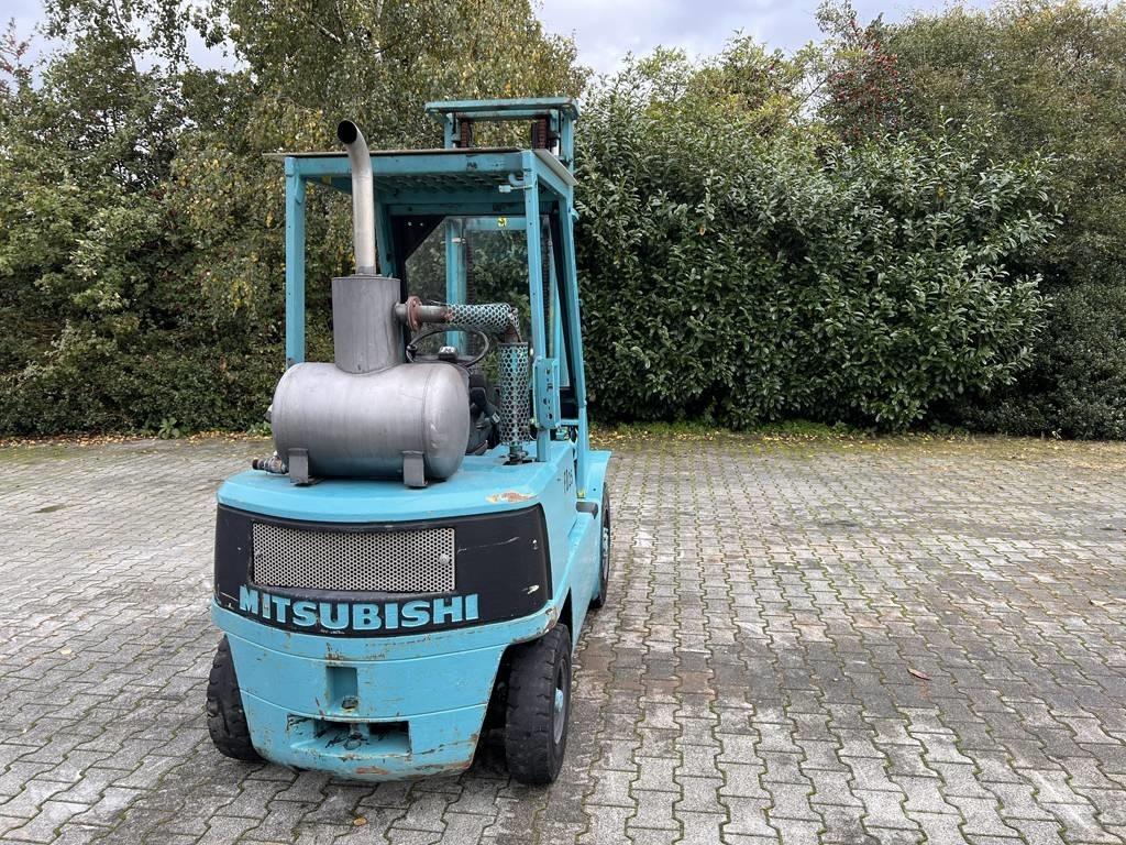 Mitsubishi FD25T Dizelski viljuškari