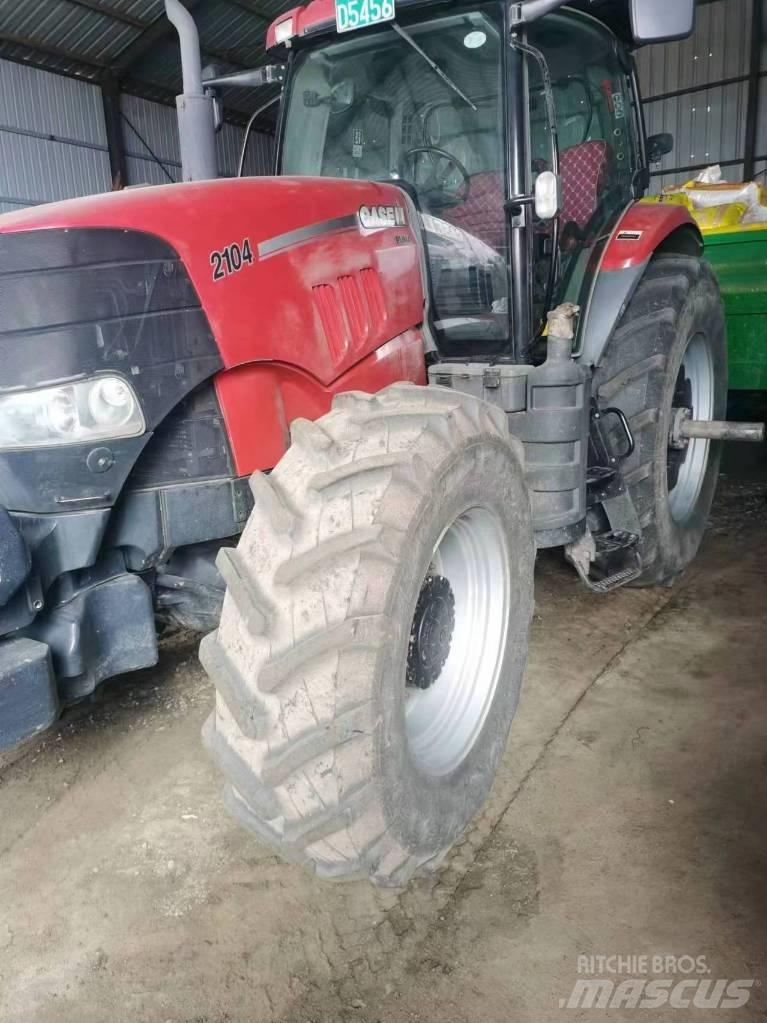 Case IH PUMA 2104 Traktori