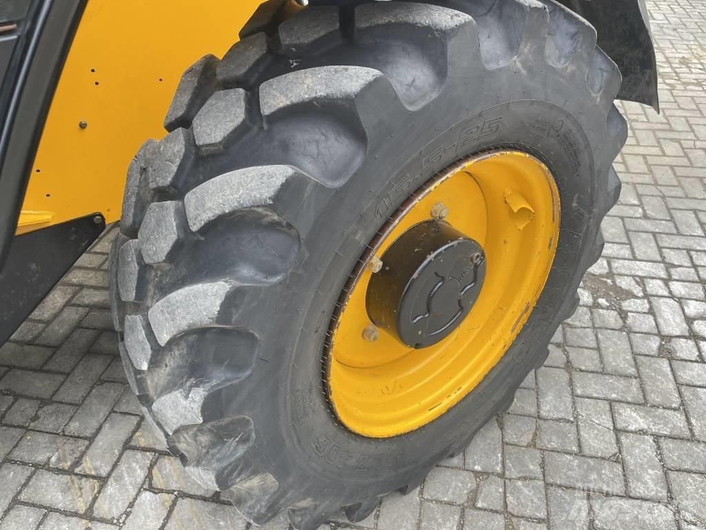 JCB 540-140     2016 Teleskopski viljuškari