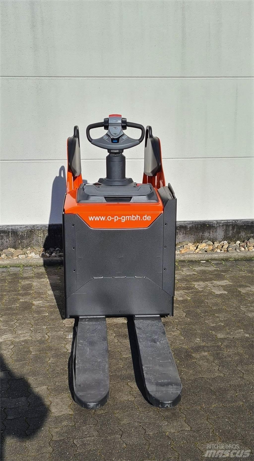 Toyota LPE 250 Nisko podizni električni viljuškar