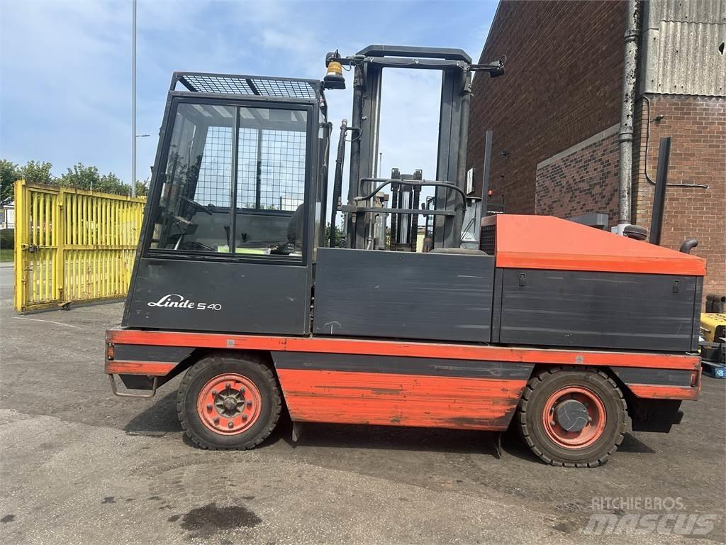 Linde S40 Bočni viljuškari