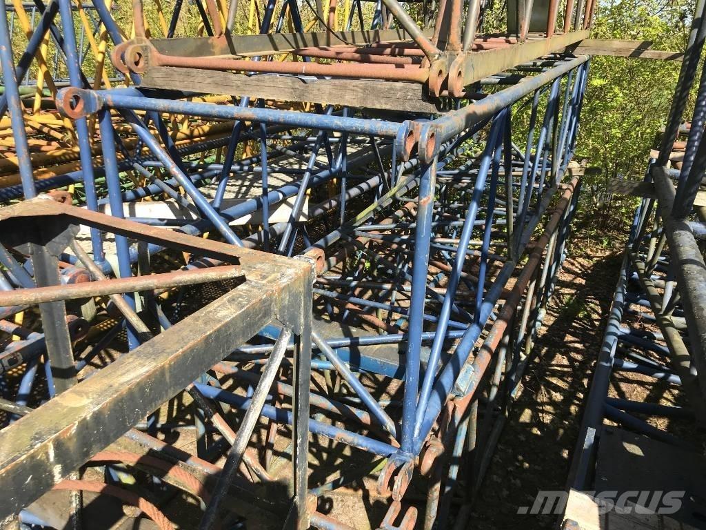  Several boom parts Delovi i oprema za kran