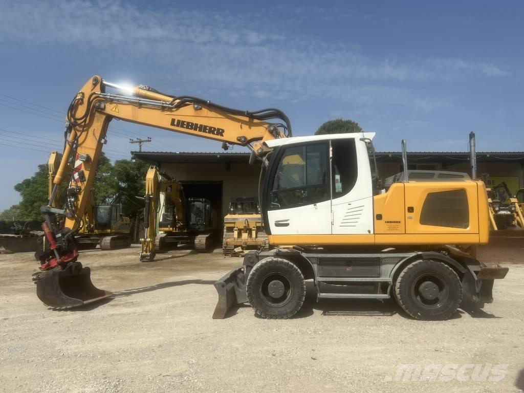 Liebherr 918 Bageri točkaši