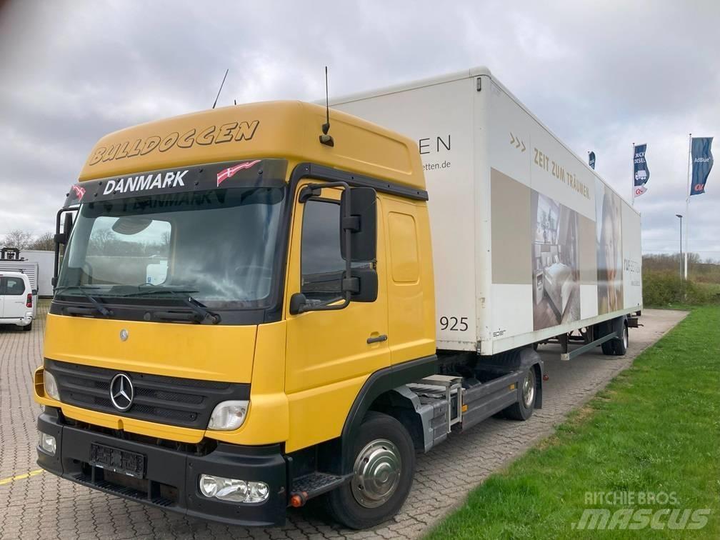 Mercedes-Benz 822 Tegljači