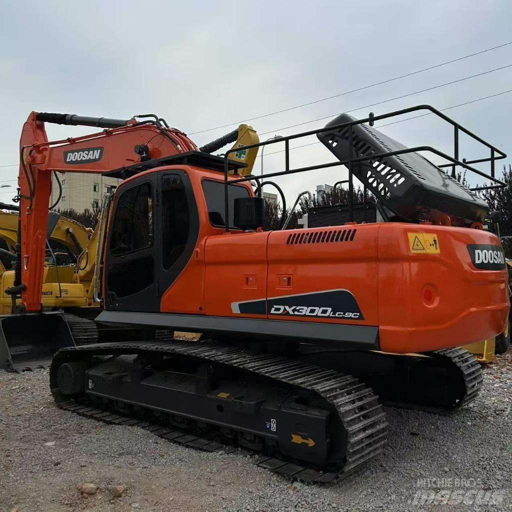 Doosan 300LC-9C Bageri guseničari