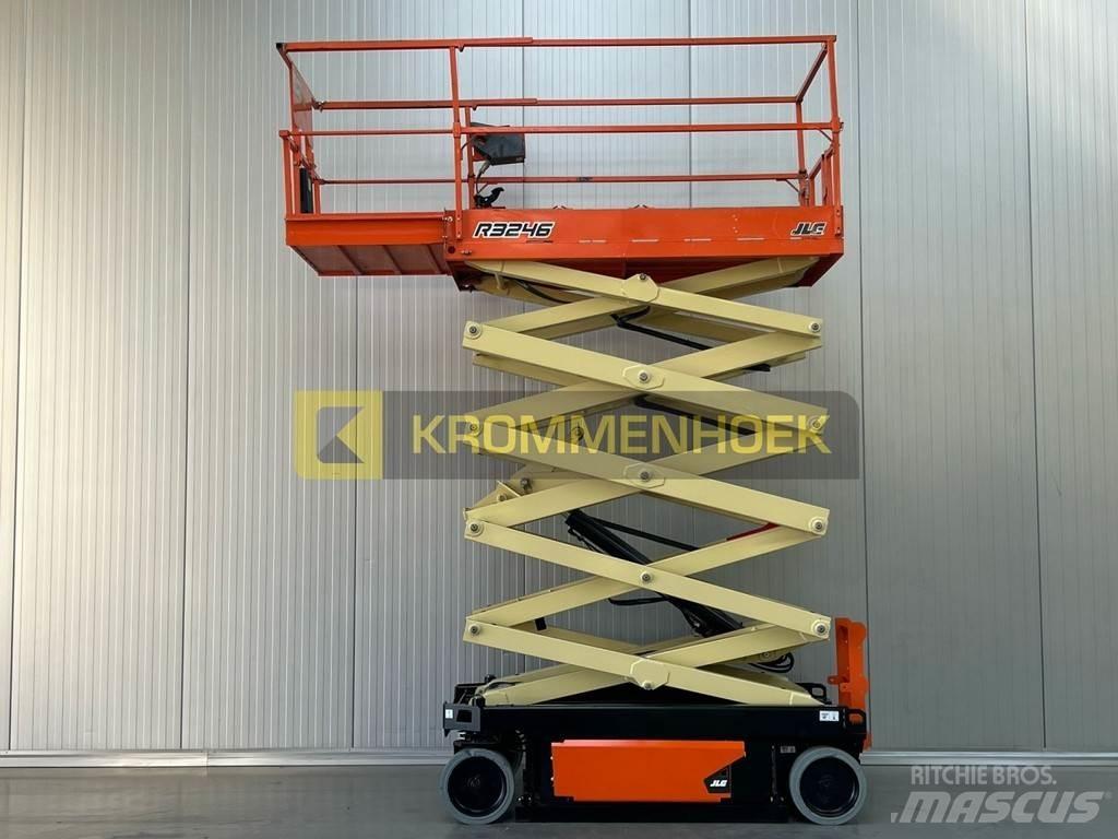 JLG R 3246 Makazaste platforme