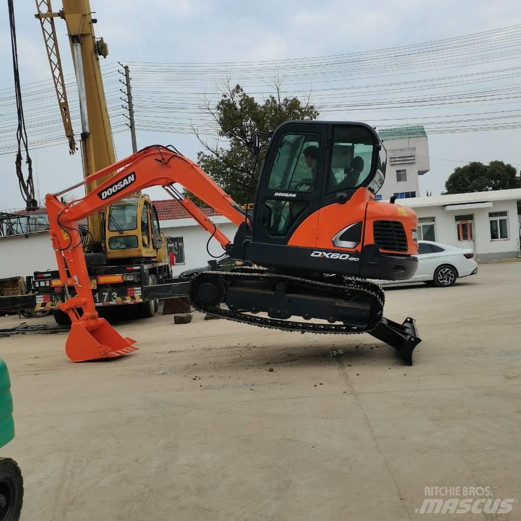 Doosan DX 60 Bageri guseničari