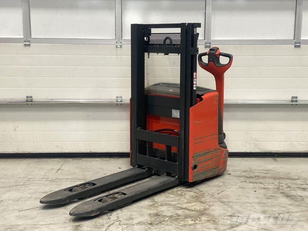 Linde L12 I Ručni električni viljuškar