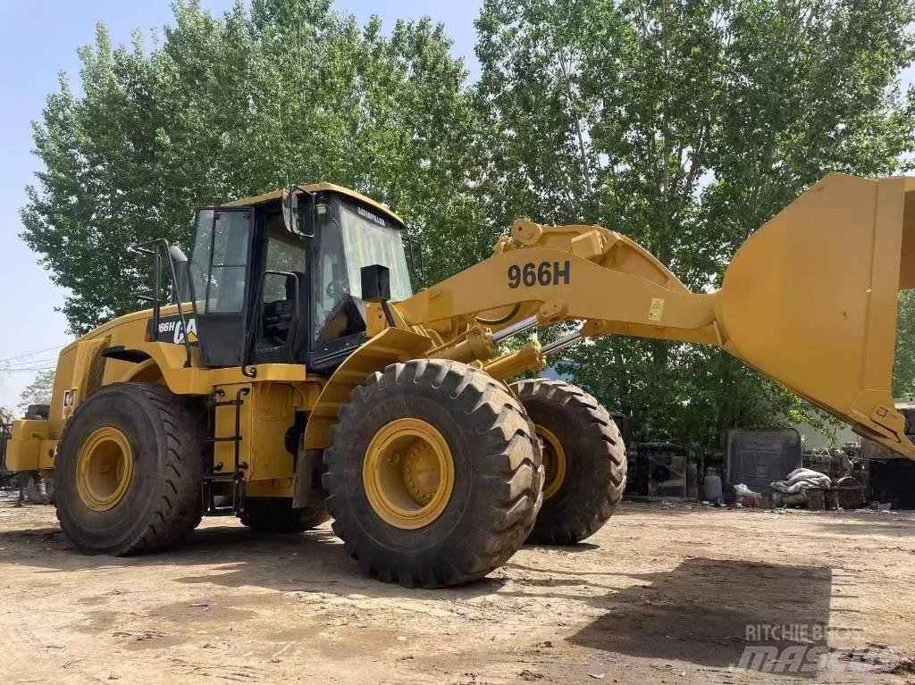 CAT 966 Bageri točkaši