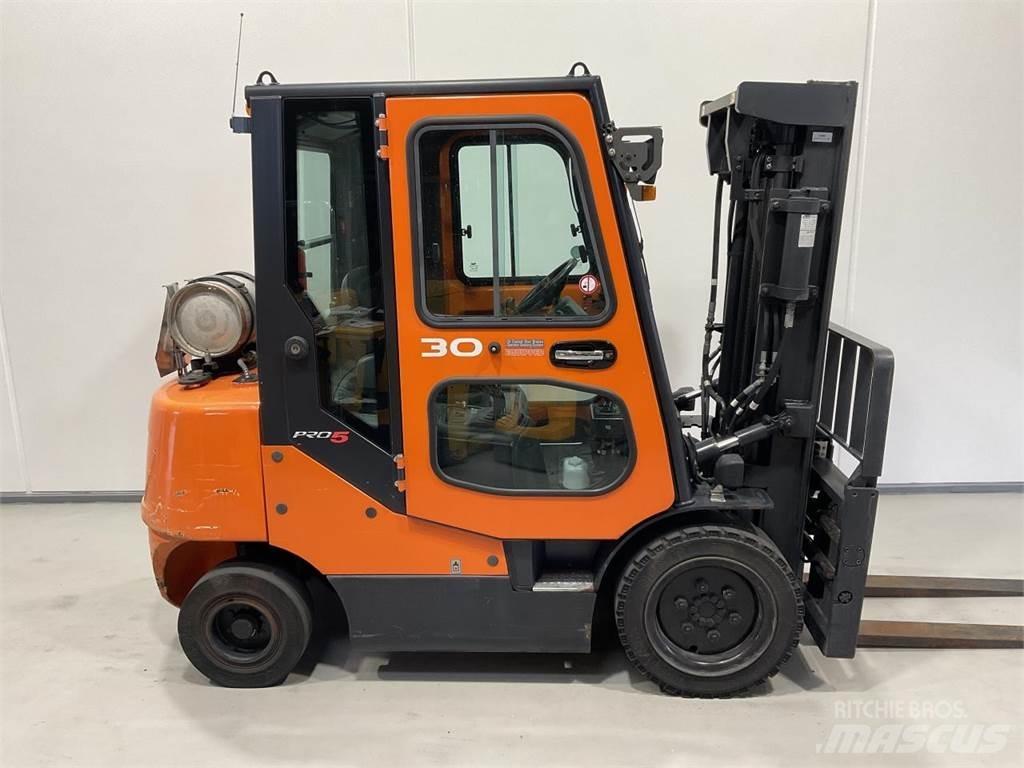 Doosan G30E-5 Plinski viljuškari