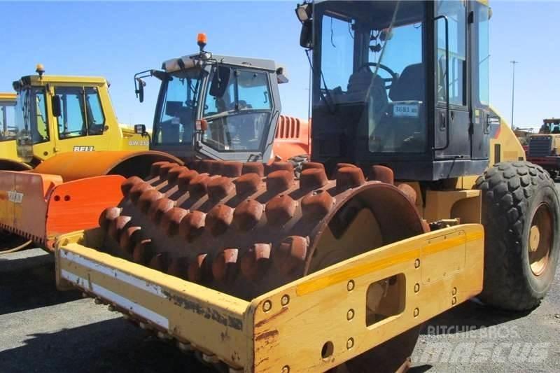 CAT CP533E Kombinovani valjci