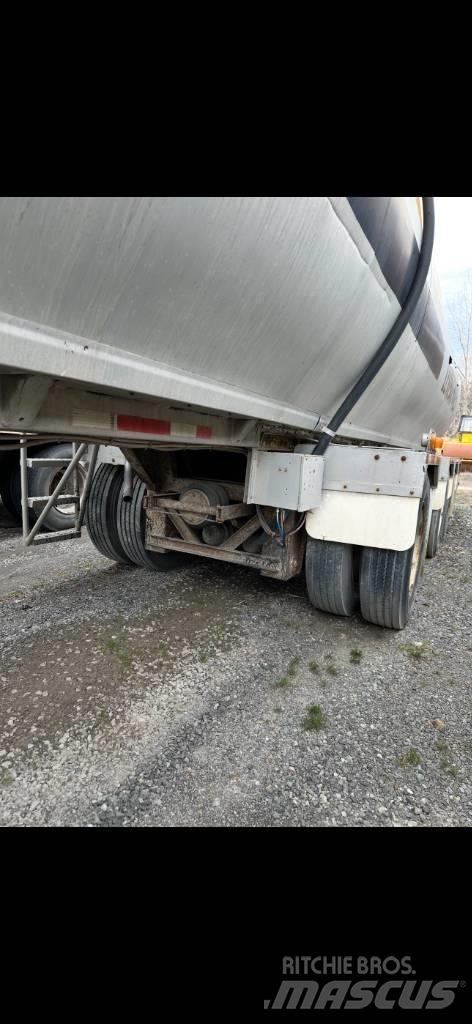 Remtec 4 AXLES Prikolice za cisterne