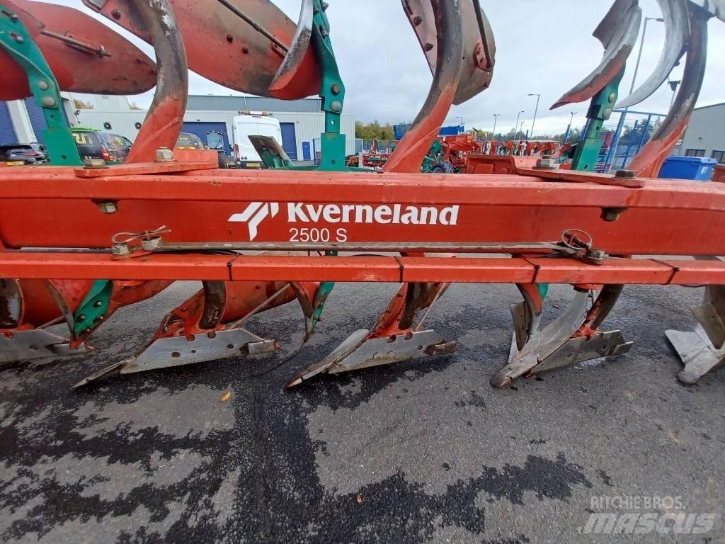 Kverneland 2500S Obični plugovi
