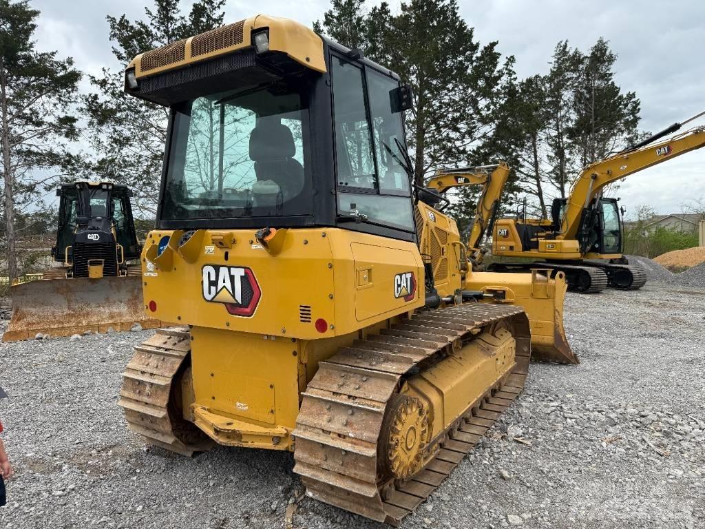 CAT D3 Buldožeri guseničari