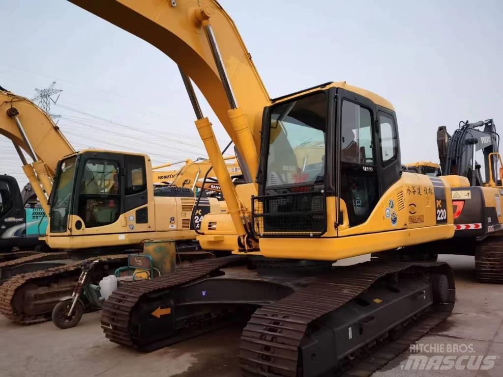 Komatsu PC 220-7 Bageri guseničari