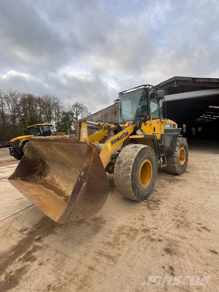 Komatsu WA 200-5 Utovarivači na točkove