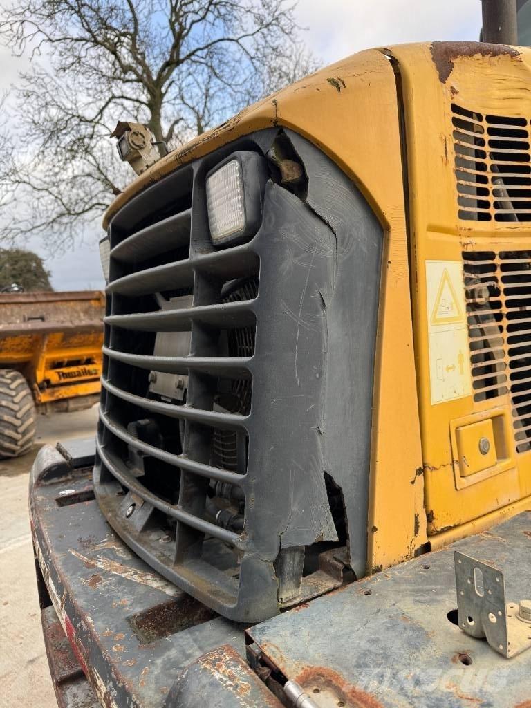 Komatsu WA 200-5 Utovarivači na točkove