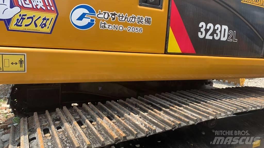 CAT 323 Bageri guseničari