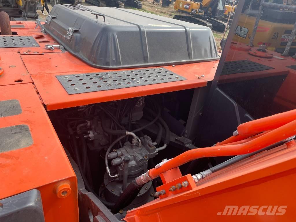 Hitachi ZX 240 Bageri guseničari