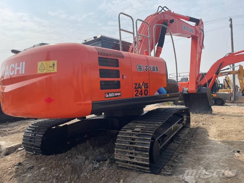 Hitachi ZX 240 Bageri guseničari
