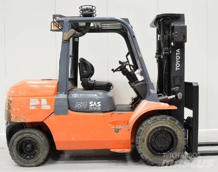 Toyota 7 FD 45 Dizelski viljuškari