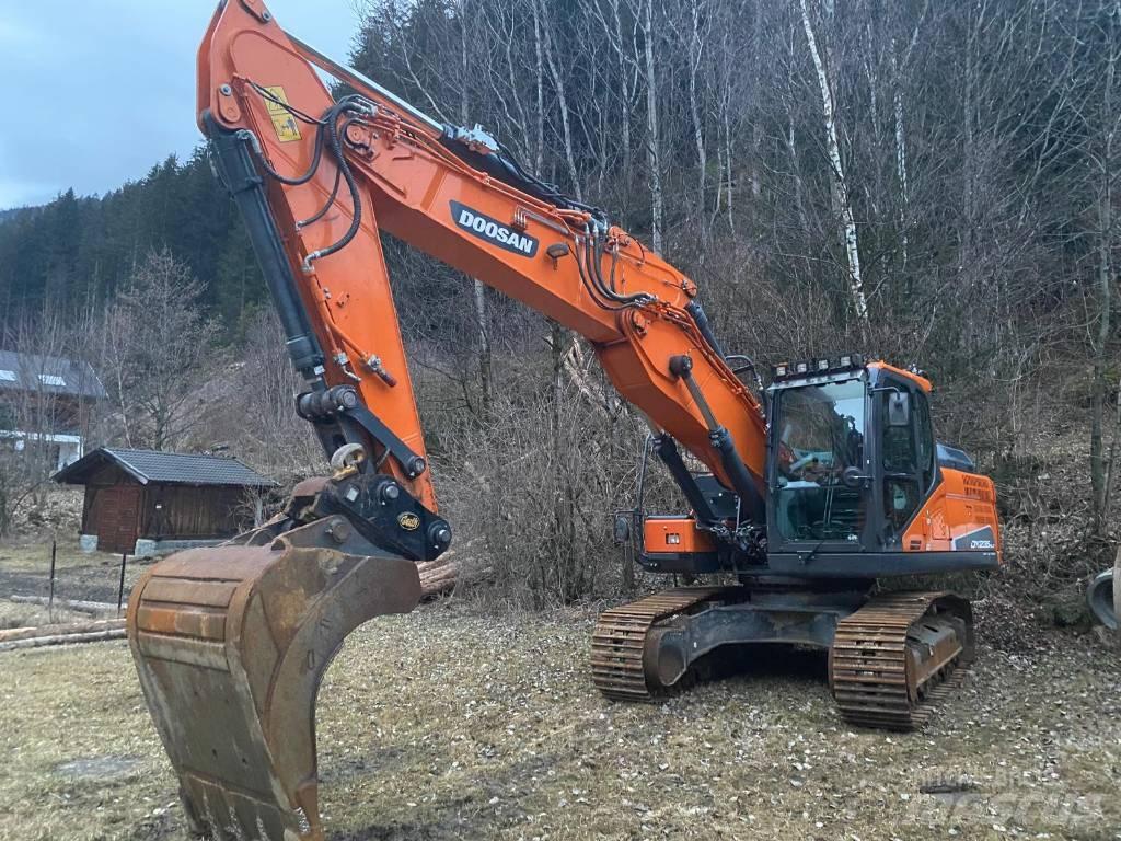 Doosan DX 235 NLC-5 Bageri guseničari
