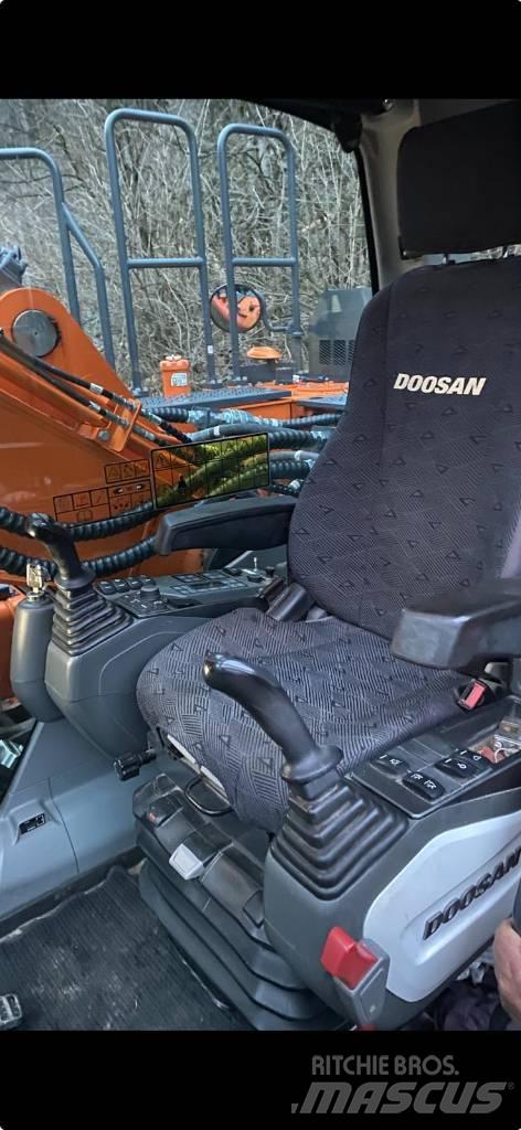 Doosan DX 235 NLC-5 Bageri guseničari
