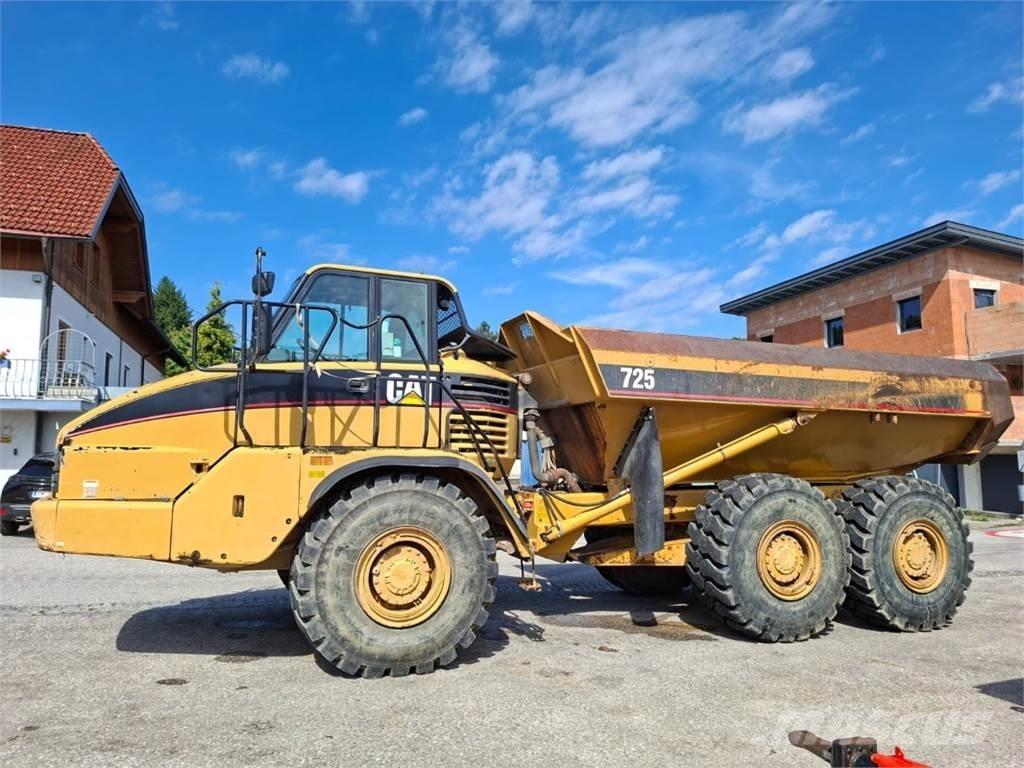 CAT 725 Zglobni damperi