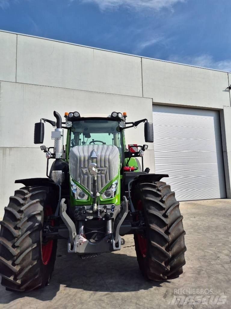 Fendt 822 Vario Traktori
