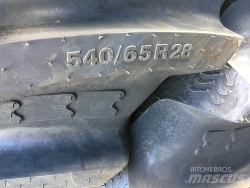 BKT 540/65 R 28 Gume, točkovi i felne