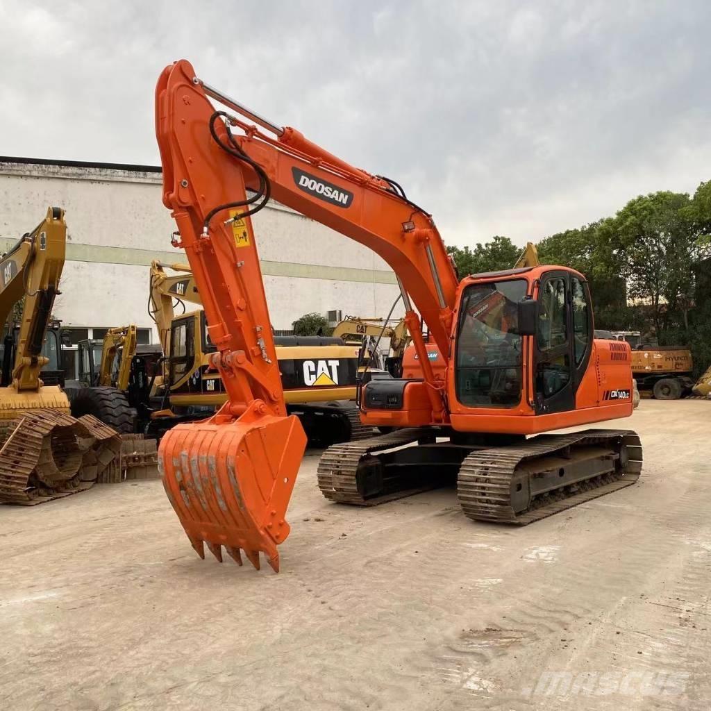 Doosan DX 140 LC Bageri guseničari